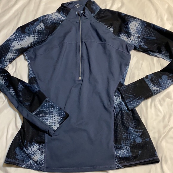 Athleta long sleeve - Picture 2 of 4